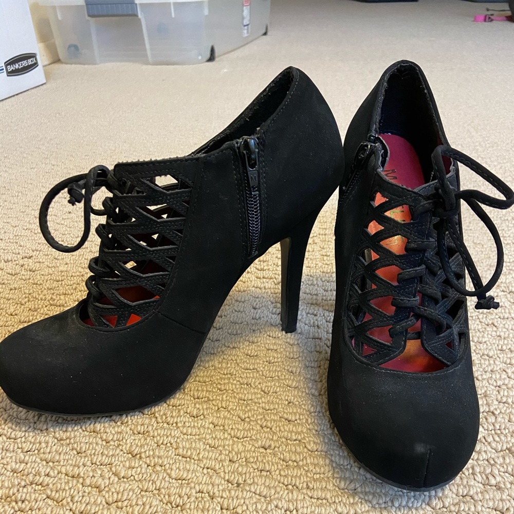 Black heels